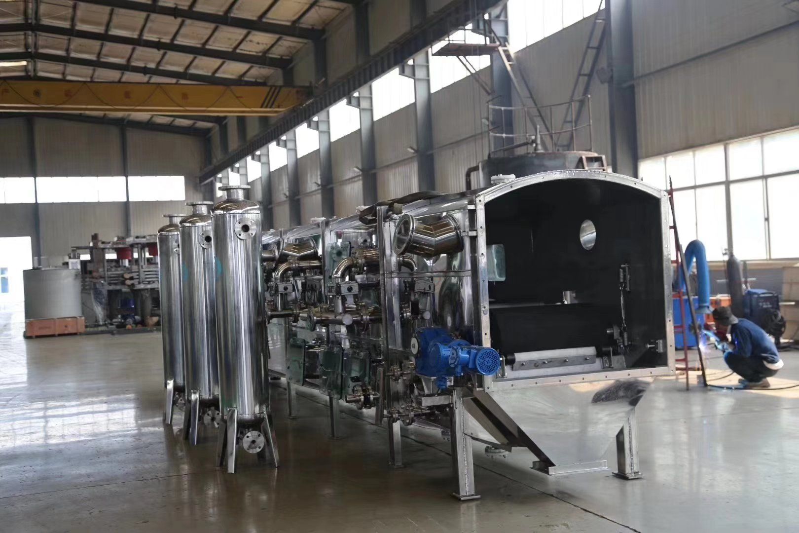 DU-DIF型密閉式真空過濾機